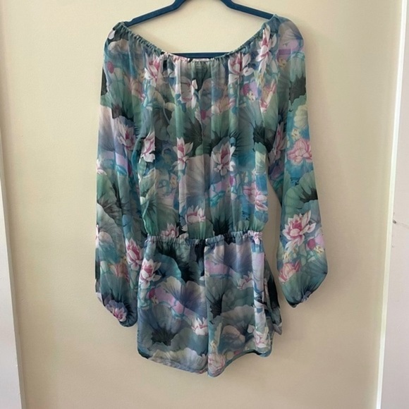 SHOW ME YOUR MUMU Rainey Romper in Water Lily Size Small - Picture 2 of 4
